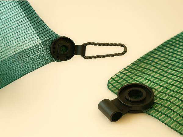 استفاده از کلیپس شید در نصب سایبان سبز و سفید گلخانه و فیکس کردن شیدنت